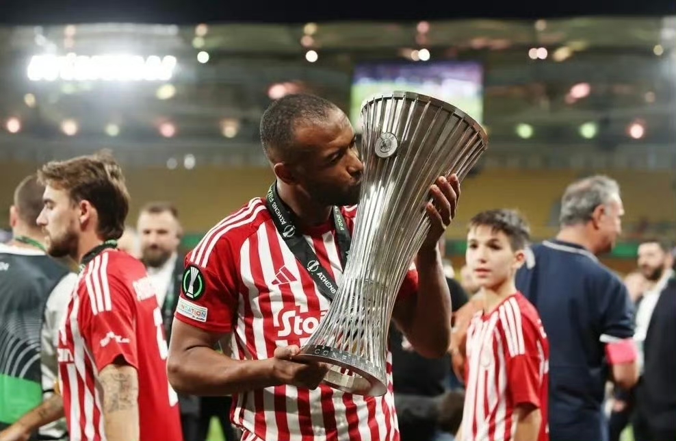 紧张对决,欧洲强队鏖战争夺冠军资格