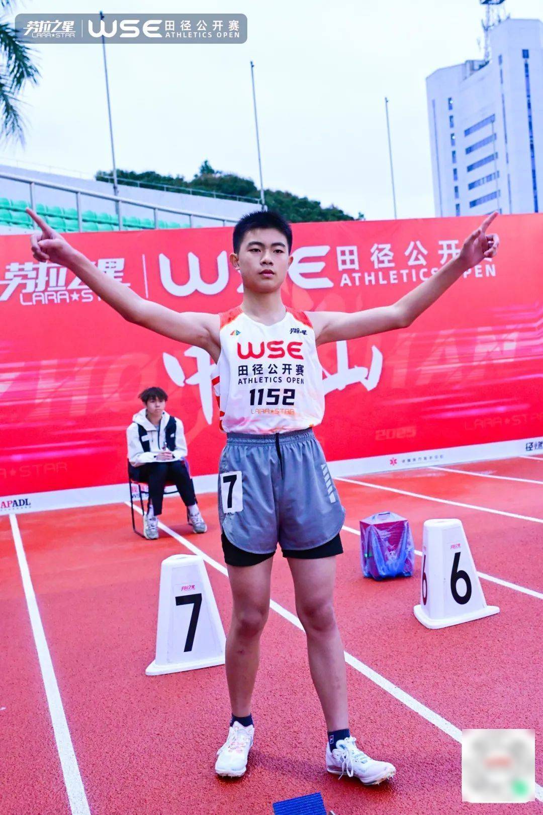 震撼！汉密尔顿在田径赛场终止连败！